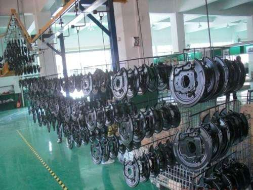 電泳漆VS人工噴漆,兩種掛車涂裝工藝有啥區(qū)別?